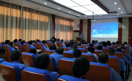 扬帆起航，，，，，山东manbet机械2018年半年总结大会圆满召开